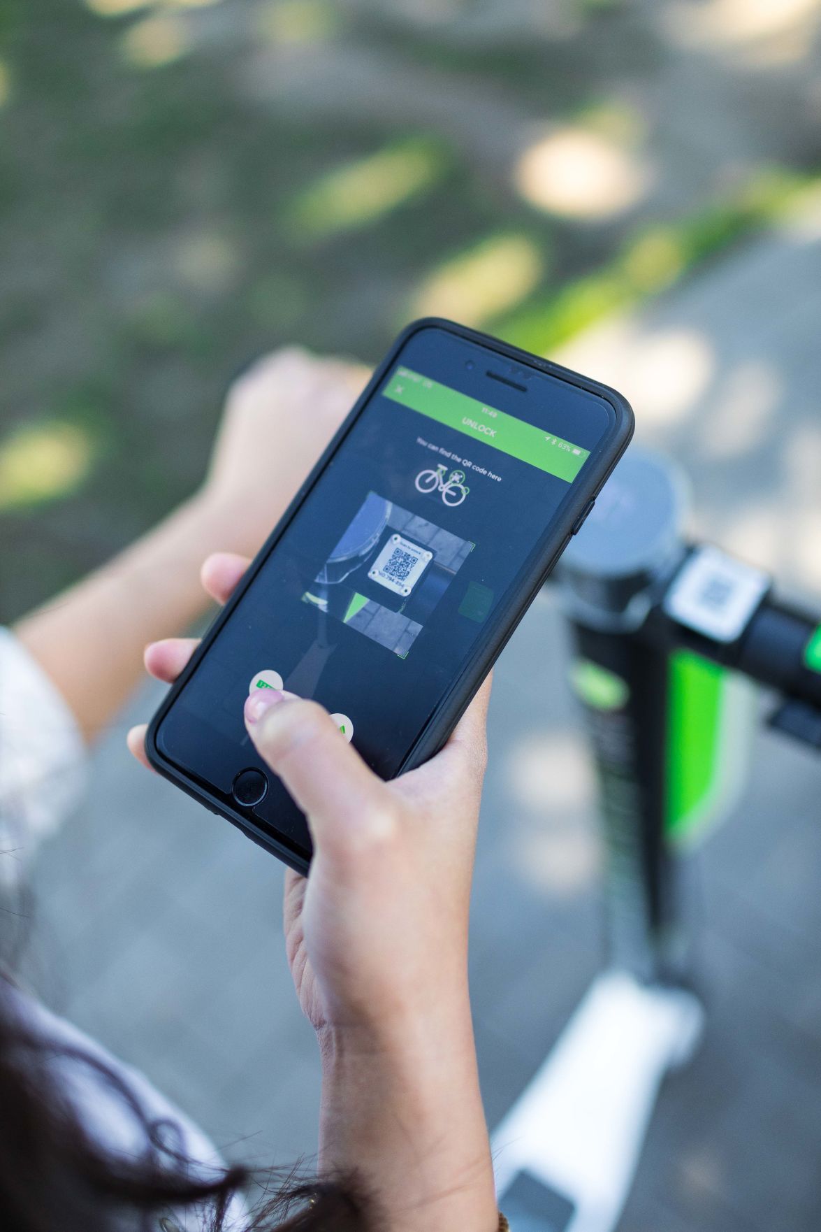 lime-s_limebike_carly_mask-15
